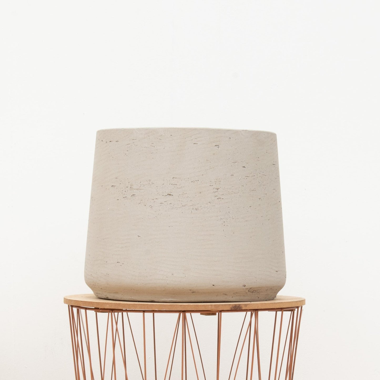 Kugel-Patt Beige Ø56cm – Elegante Zimmerpflanze im Design-Topf